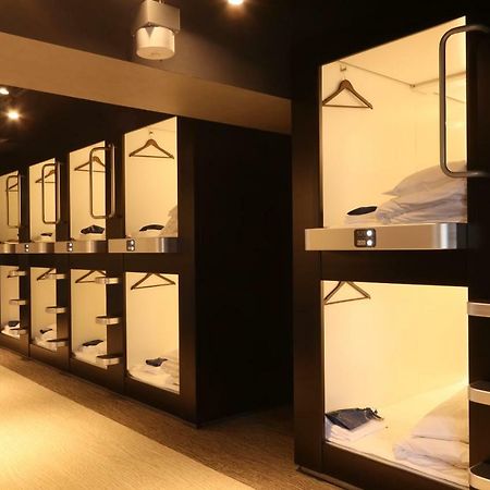 Business Capsule Hotel Lightning Hotel Asakusa Tokyo Esterno foto