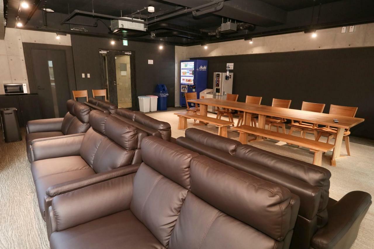 Business Capsule Hotel Lightning Hotel Asakusa Tokyo Esterno foto