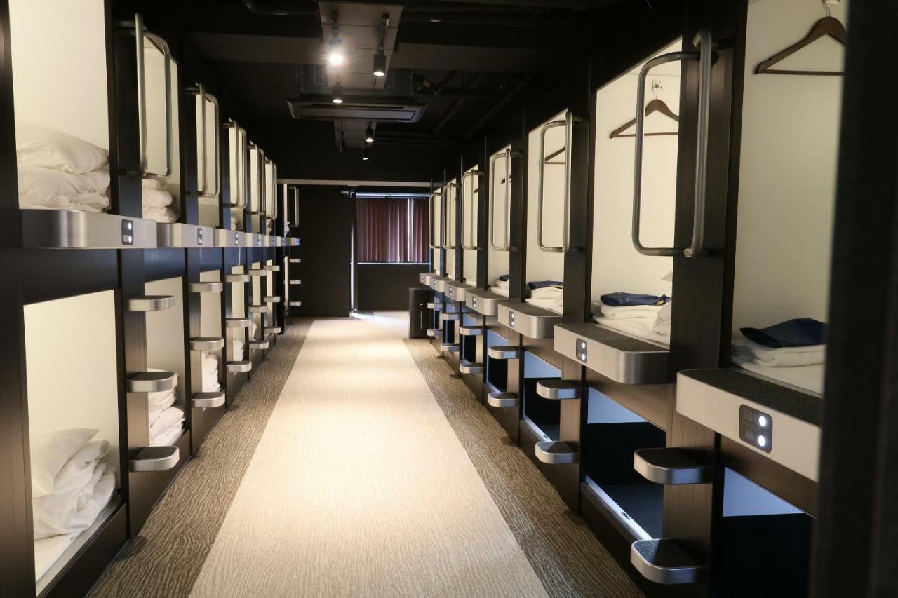 Business Capsule Hotel Lightning Hotel Asakusa Tokyo Esterno foto