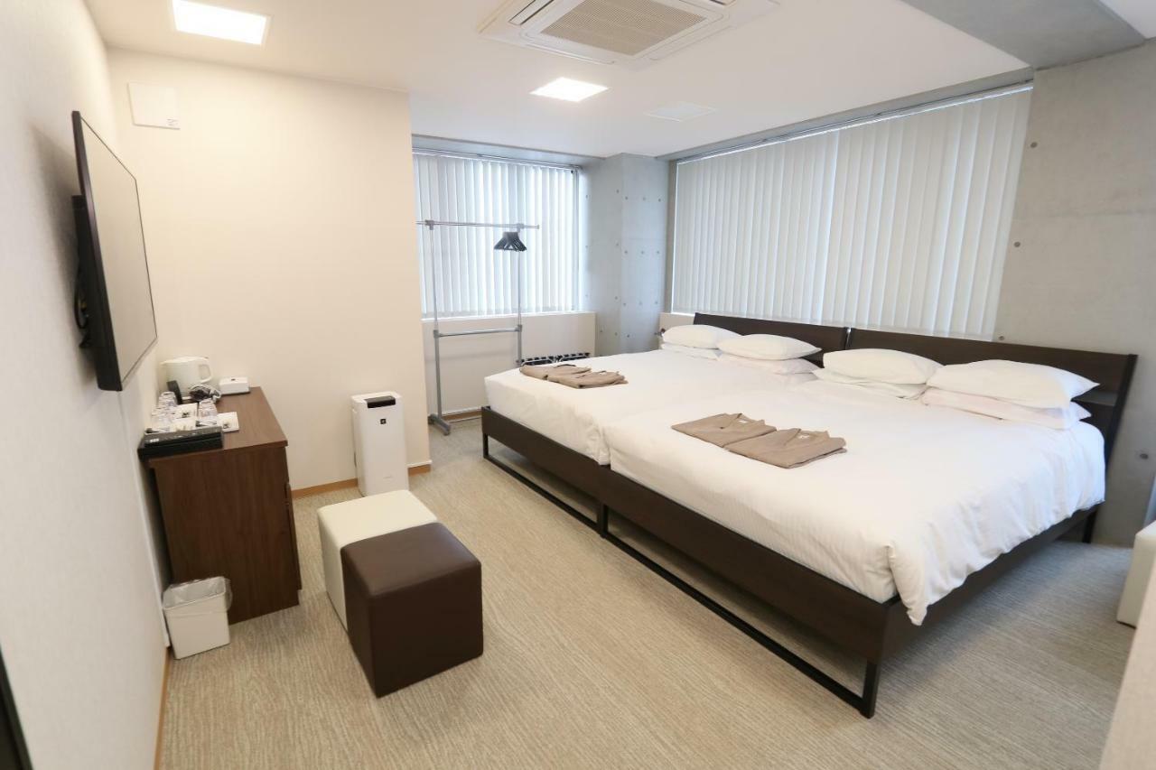 Business Capsule Hotel Lightning Hotel Asakusa Tokyo Esterno foto