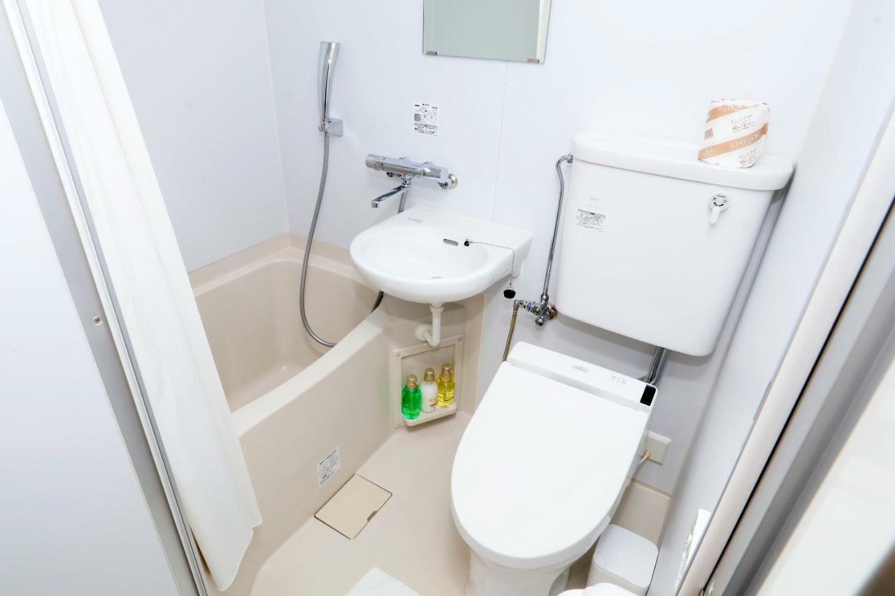 Business Capsule Hotel Lightning Hotel Asakusa Tokyo Esterno foto